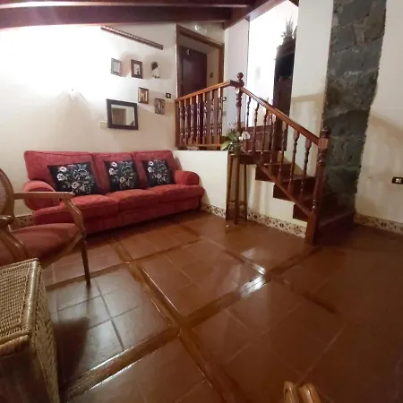 Remarkable 4-bed * La Laguna