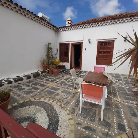 Remarkable 4-bed * La Laguna