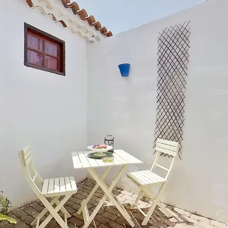 Remarkable 4-bed Villa